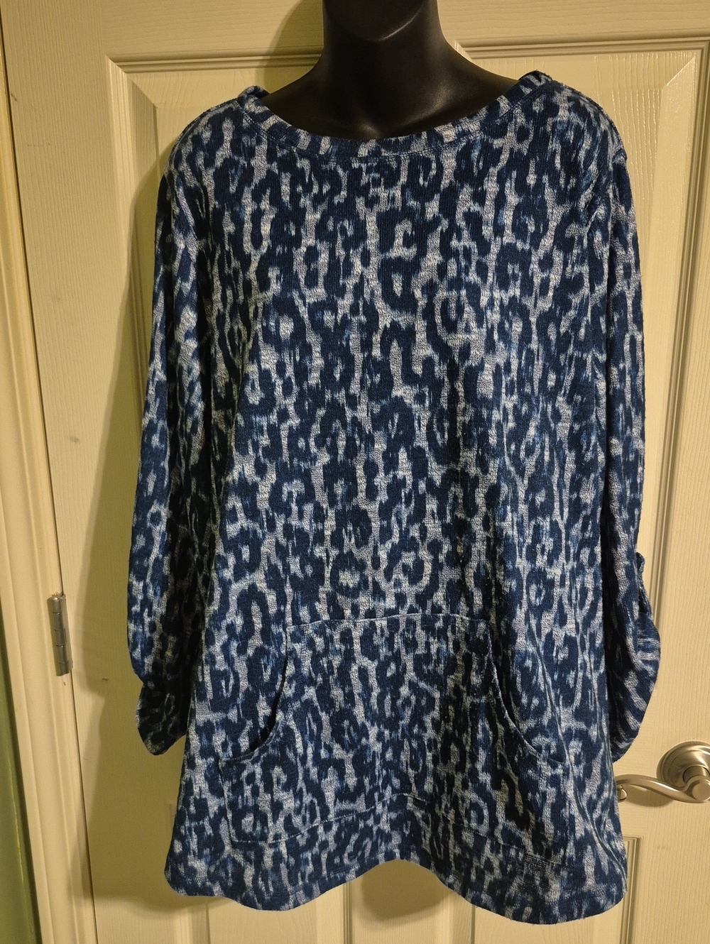 Ruby Rd. Blue Leopard-Print Pullover Hoodie